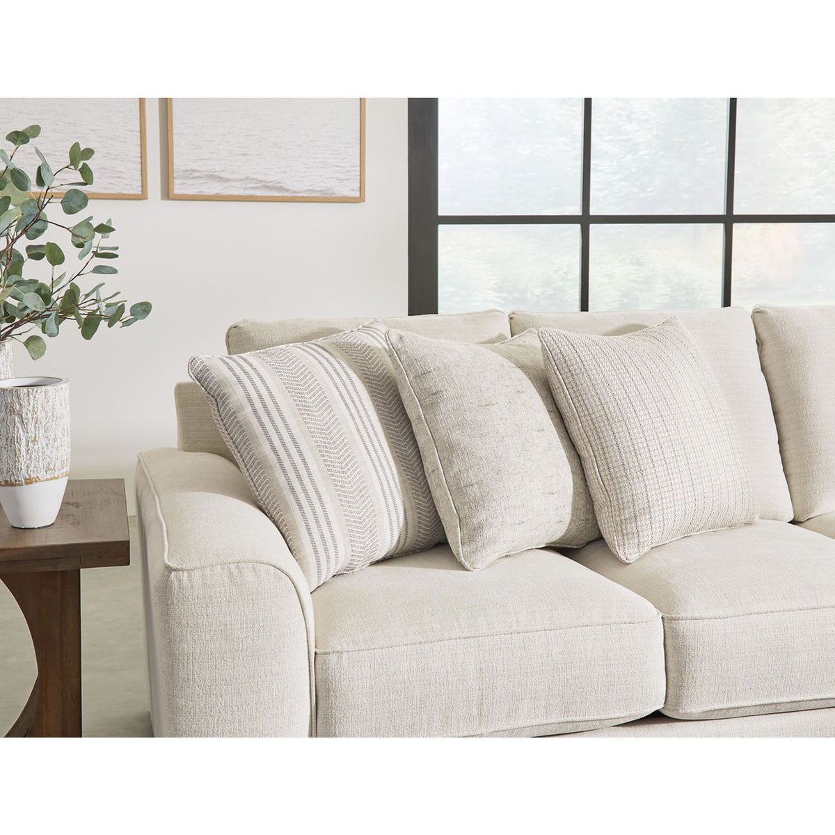 Lerenza-Exclusive 4 Piece Sectional with Chaise - Birch - Right